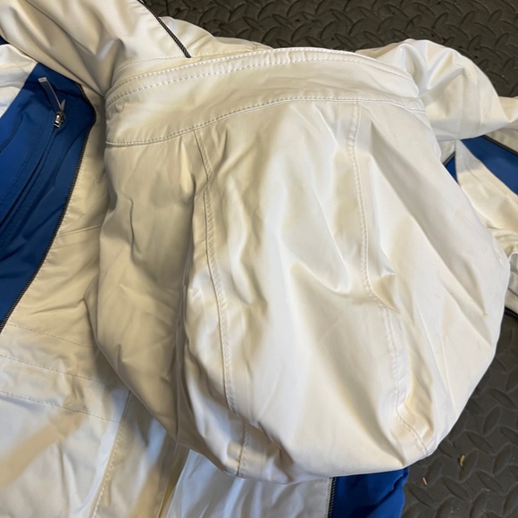 Womens Descente Ski Jacket - Picture 6 of 9